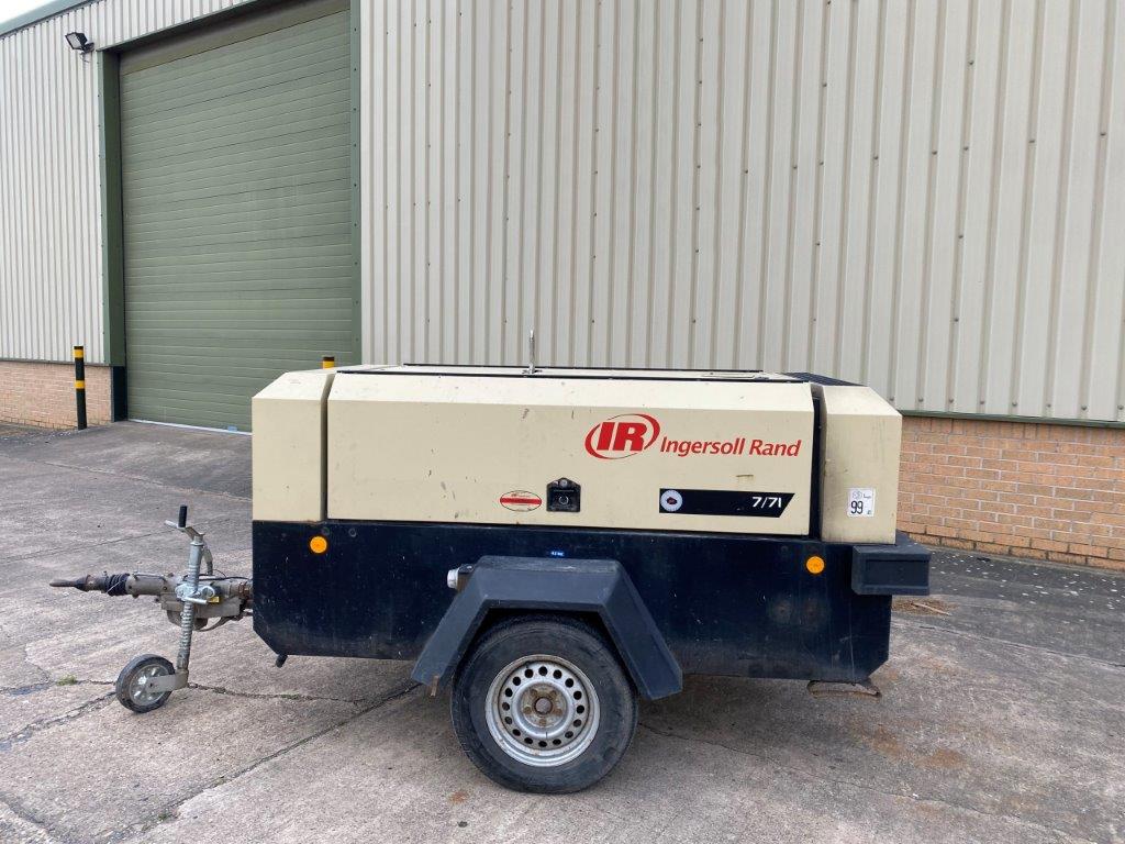 Ingersoll Rand 7-71 260 CFM Compressor - Govsales of mod surplus ex army trucks, ex army land rovers and other military vehicles for sale