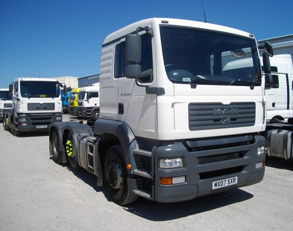 MAN 26.440 6x2/2 RHD Tractor Unit - Govsales of mod surplus ex army trucks, ex army land rovers and other military vehicles for sale